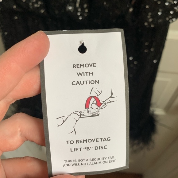 NWOT Eliza J Black Sequin Feather Dress Size 8 - Picture 8 of 8